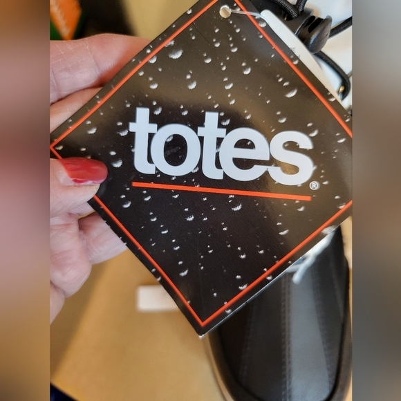 NEW Women's Totes April Water & Snow Resistant Boots size 6 - Picture 12 of 16